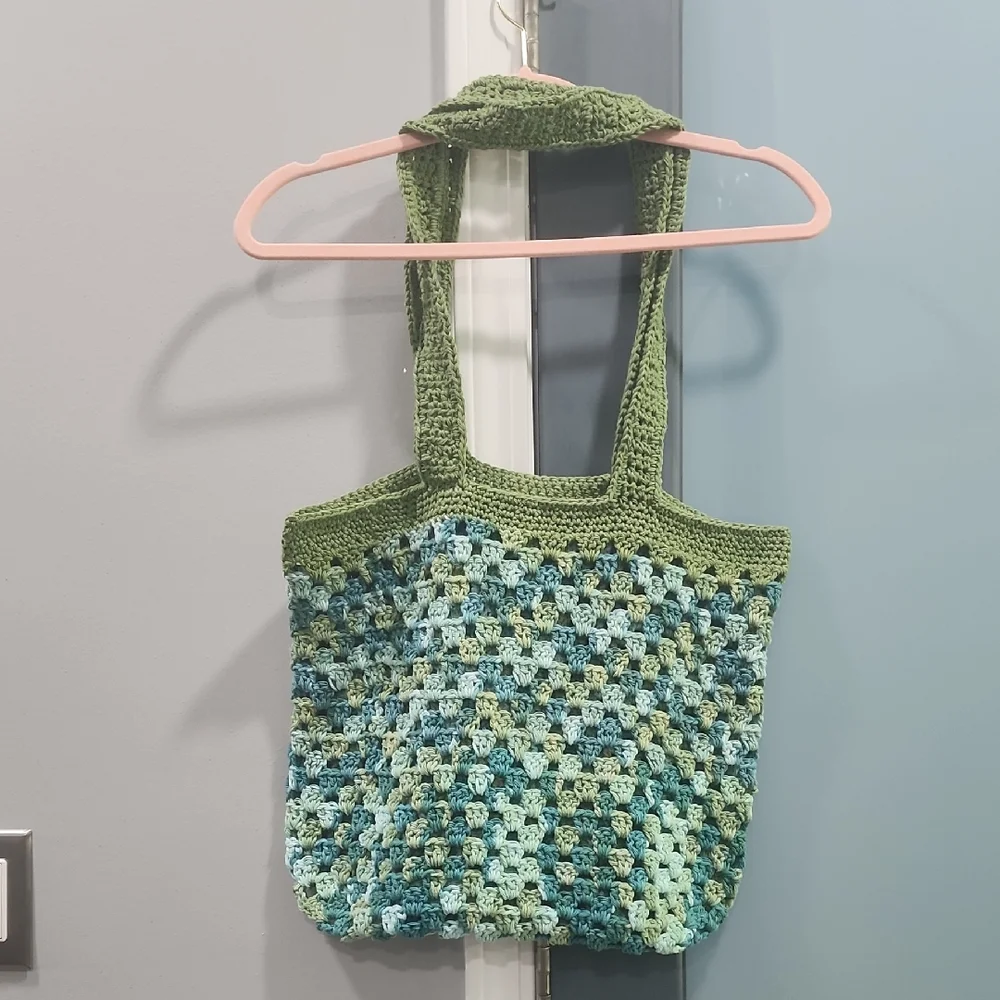 Granny Tote - Picture 1 of 2